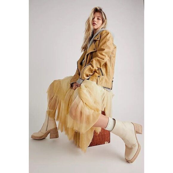 NEW FREE PEOPLE Sz 37 7 RUBY PLATFORM BOOTS IN BONE - Picture 1 of 5